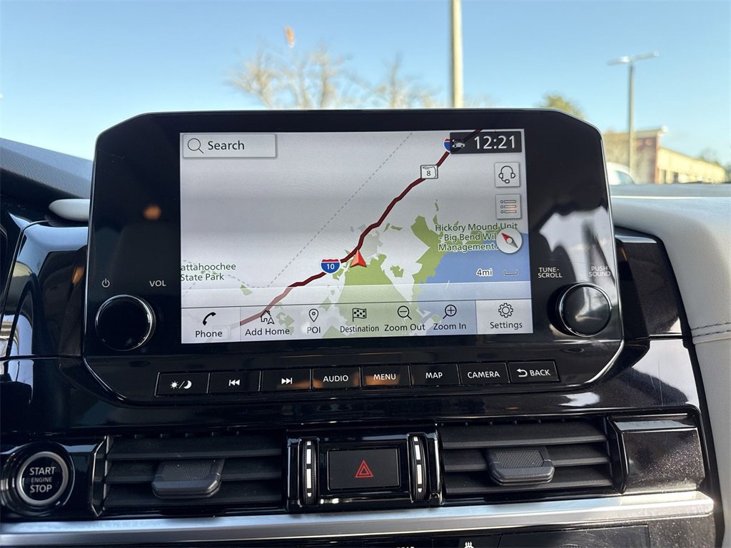 Used 2022 Nissan Pathfinder Platinum w/ Cargo Package image 16