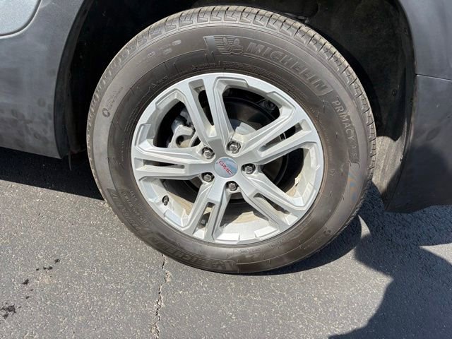 Used 2023 GMC Terrain SLE w/ Driver Convenience Package image 21