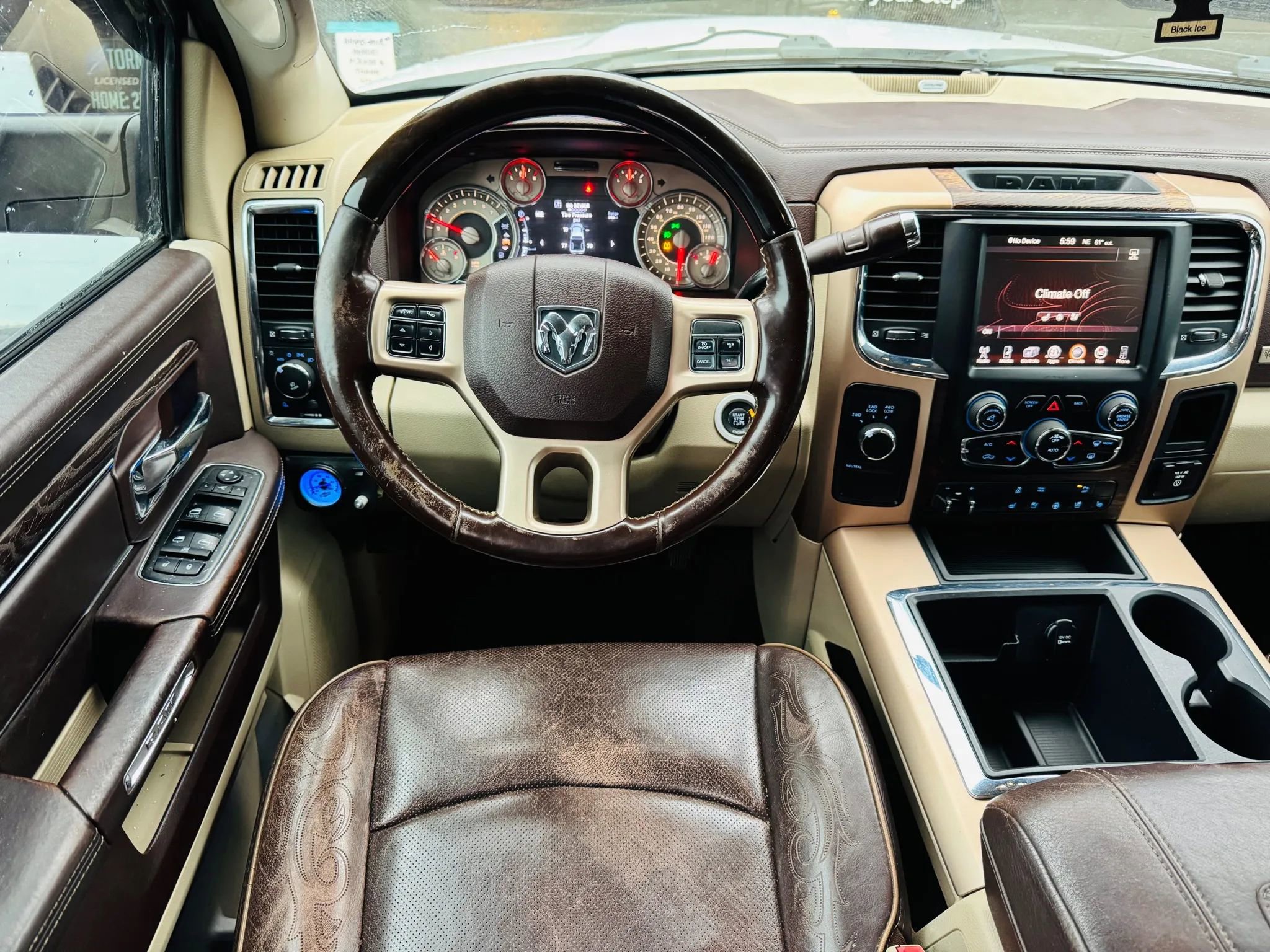 Used 2014 RAM 2500 Longhorn AWD/4WD image 16