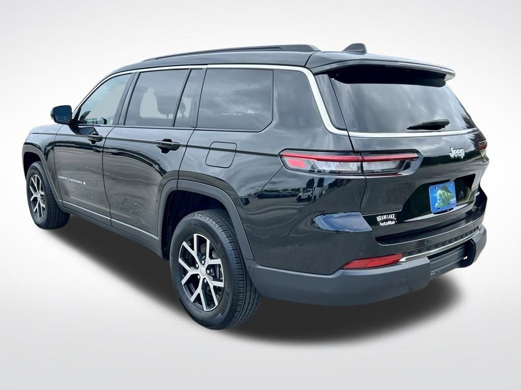 Used 2024 Jeep Grand Cherokee L Limited image 7