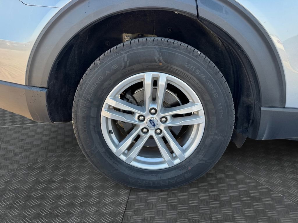 Certified 2022 Ford Explorer XLT w/ Equipment Group 202A image 14