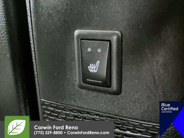 Used 2017 Chrysler Pacifica Limited FWD image 32