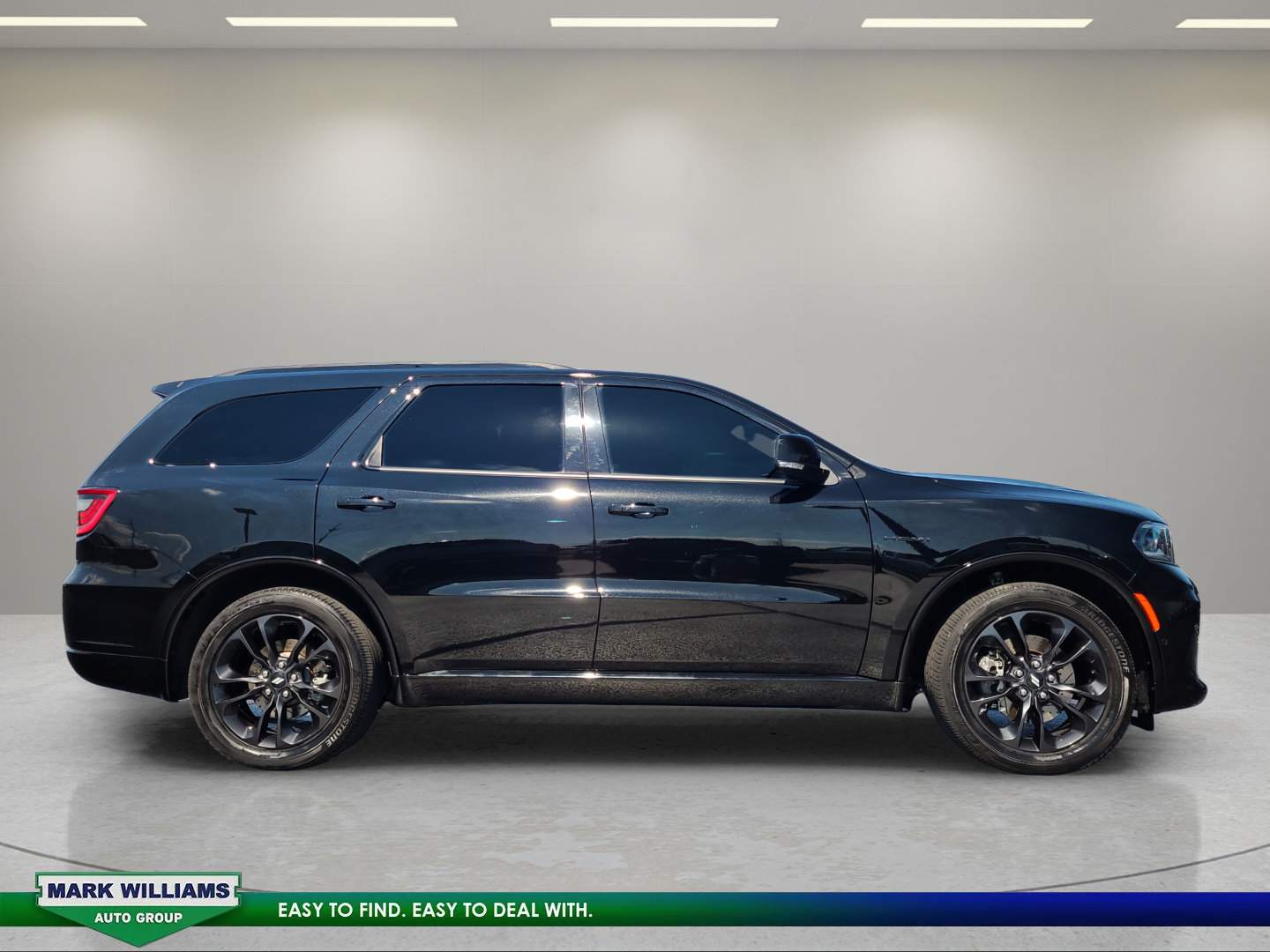 Used 2025 Dodge Durango R/T AWD/4WD image 2