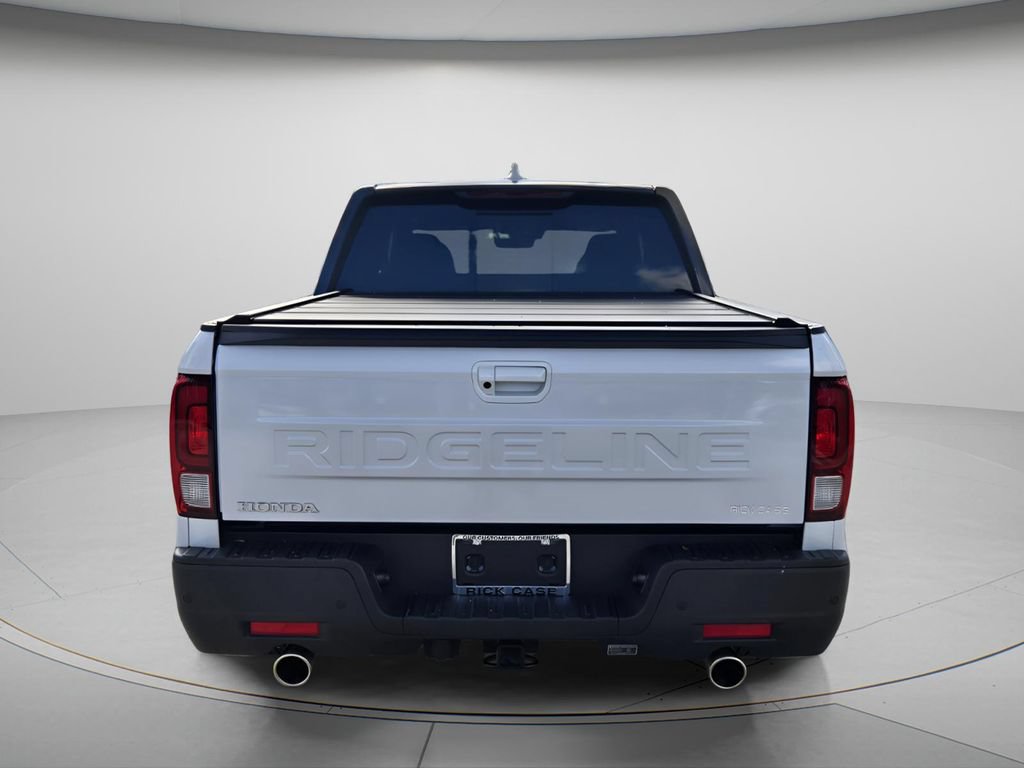 Certified 2025 Honda Ridgeline Black Edition image 6