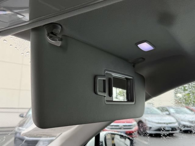 Certified 2020 Volkswagen Tiguan SE w/ Panoramic Sunroof Package AWD/4WD image 36