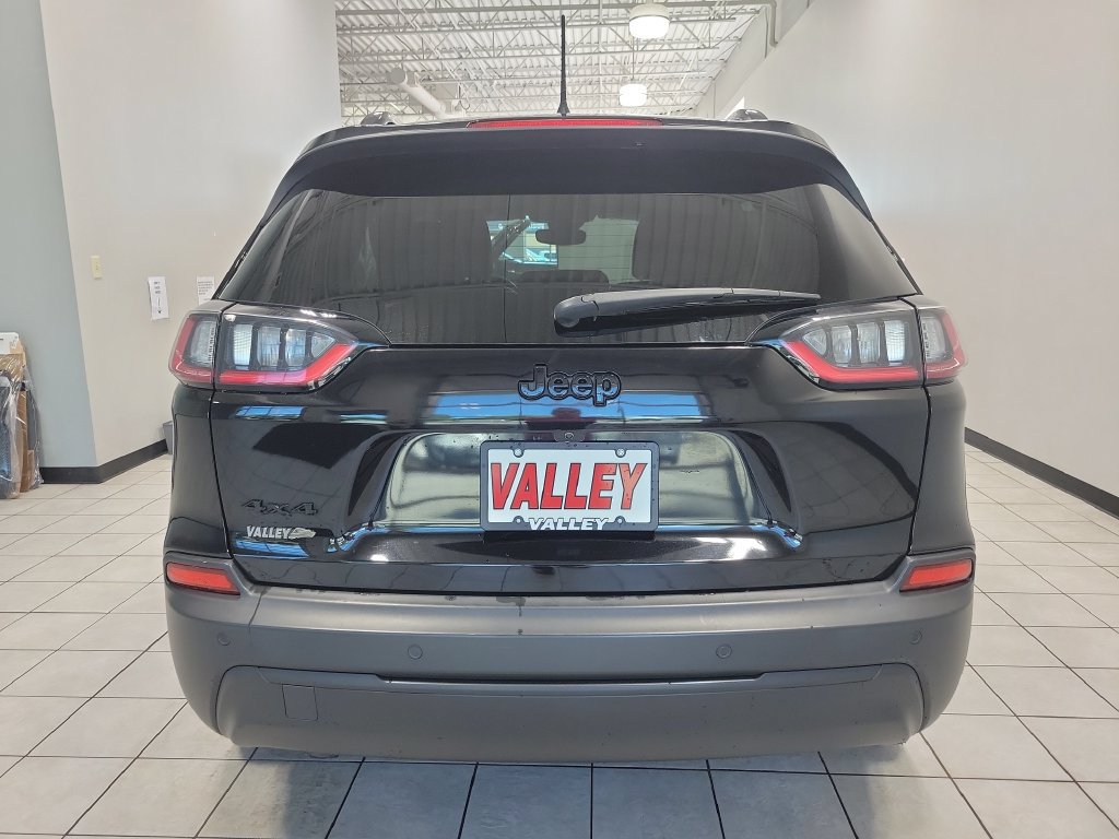 Used 2023 Jeep Cherokee Altitude Lux AWD/4WD image 11