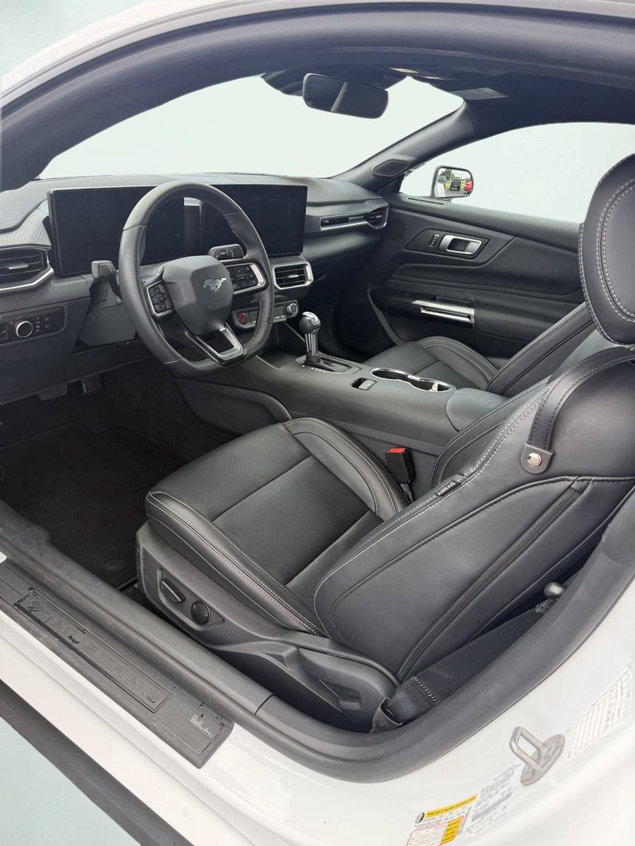 Used 2026 Ford Mustang Premium RWD image 20
