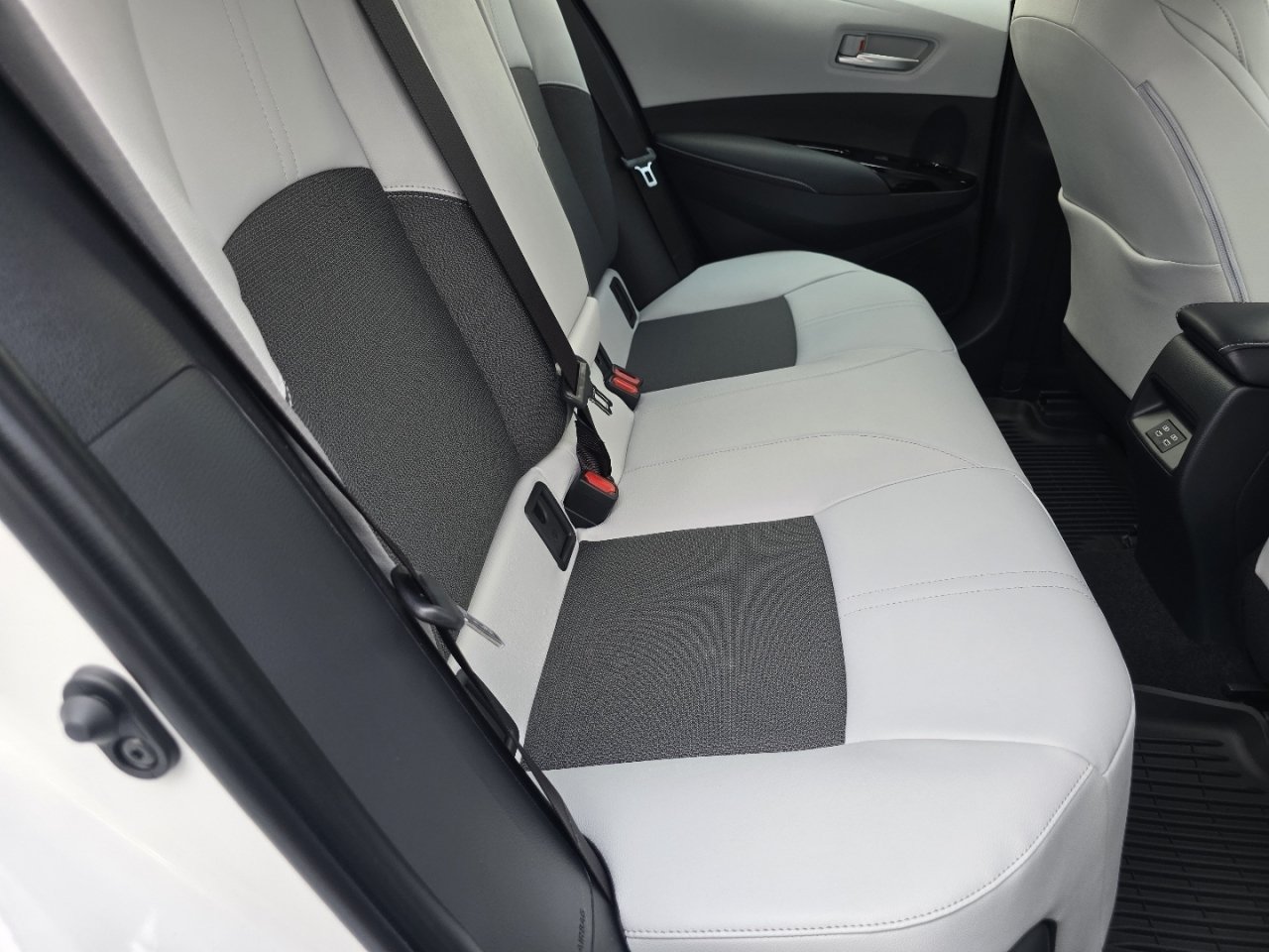 New 2026 Toyota Corolla XSE FWD image 17