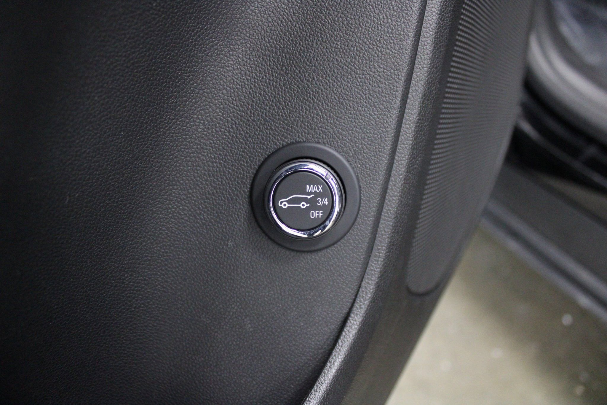 Used 2022 Chevrolet Blazer RS image 16