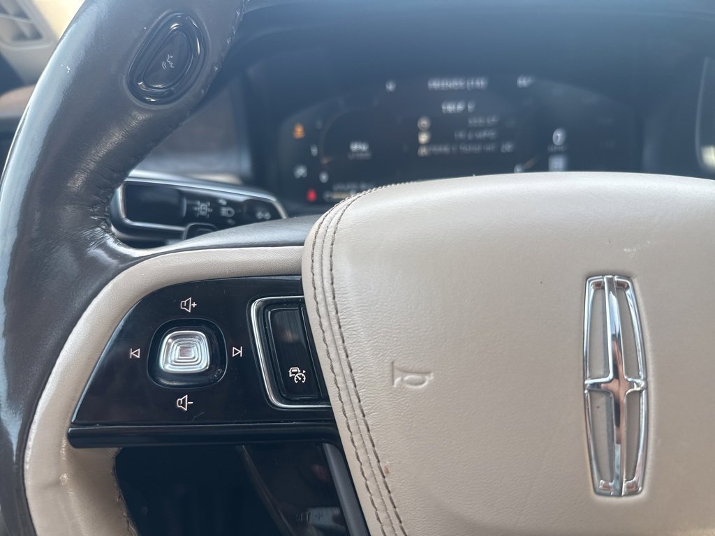 Used 2021 Lincoln Aviator Reserve w/ Elements Package Plus image 30