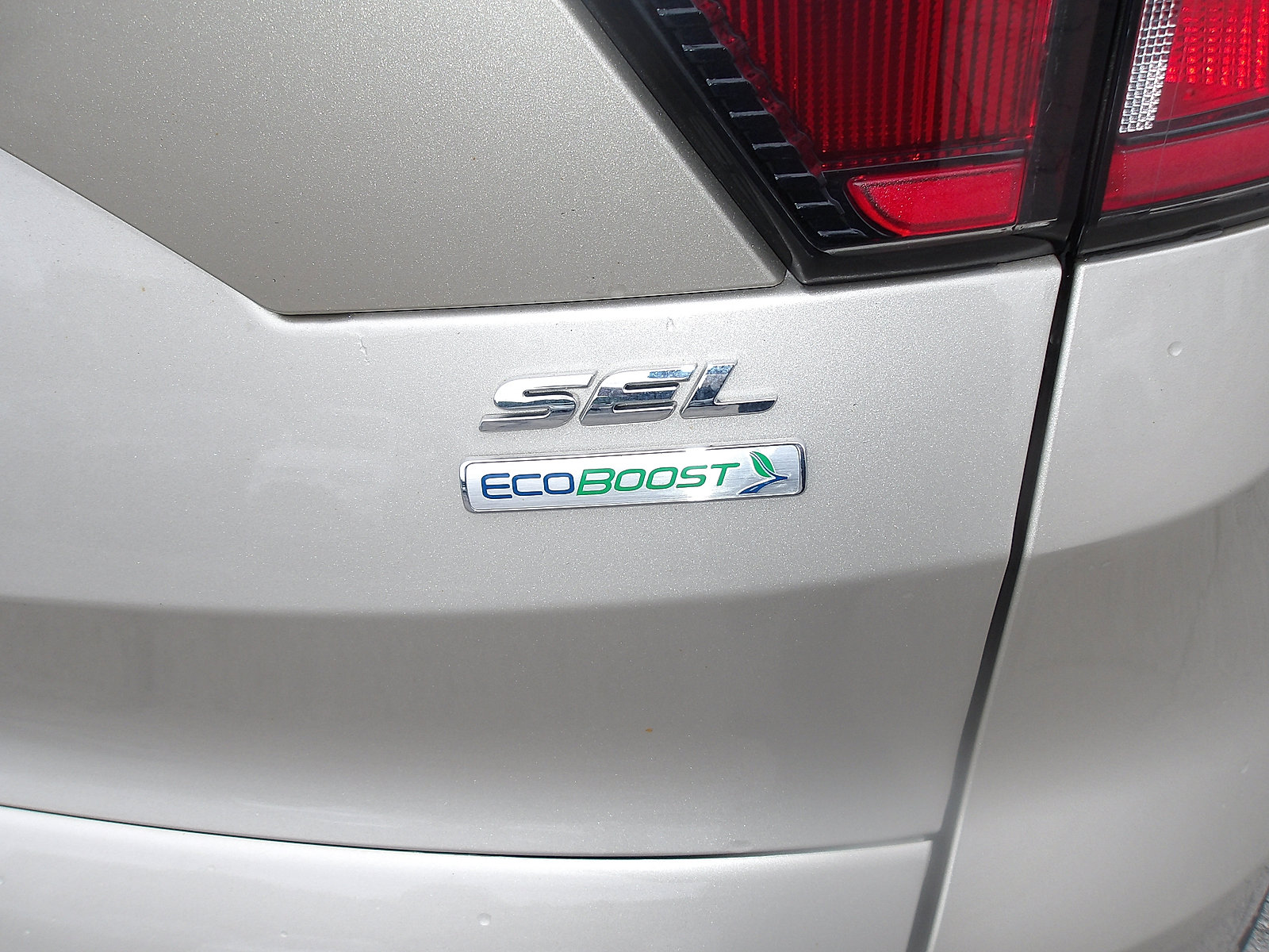 Used 2018 Ford Escape SEL FWD image 10