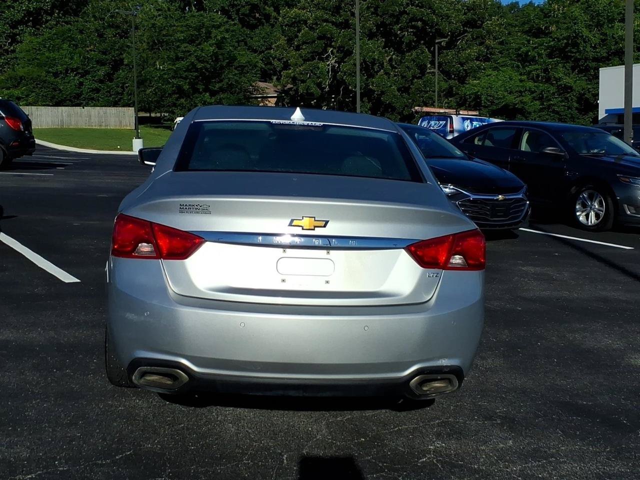 Used 2014 Chevrolet Impala LTZ FWD image 4