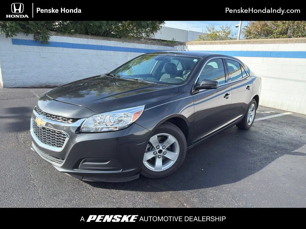 Used 2015 Chevrolet Malibu LT FWD image 1