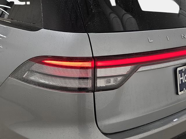 Certified 2023 Lincoln Aviator Reserve w/ Equipment Group 201A image 29