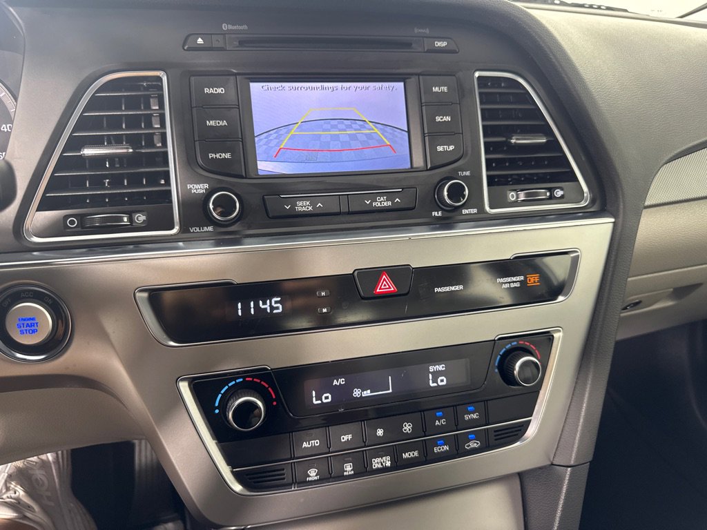 Used 2016 Hyundai Sonata SE image 16