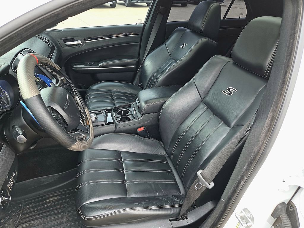 Used 2019 Chrysler 300 S w/ S Model Appearance Package image 21