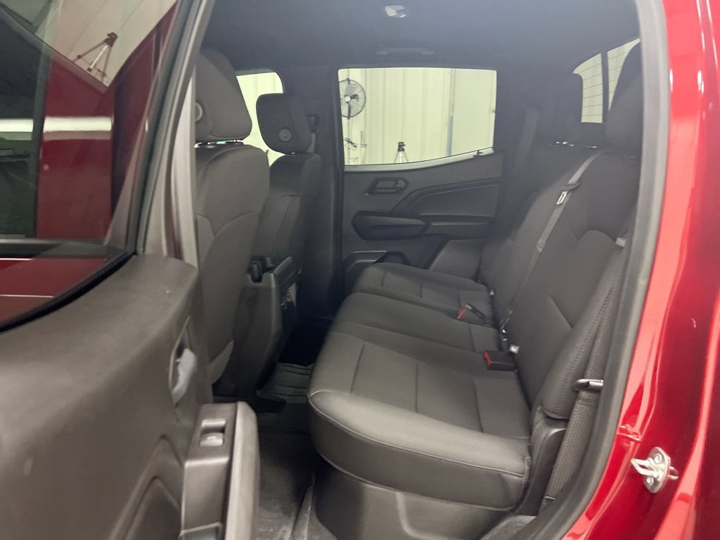 Used 2026 Chevrolet Colorado Trail Boss AWD/4WD image 23