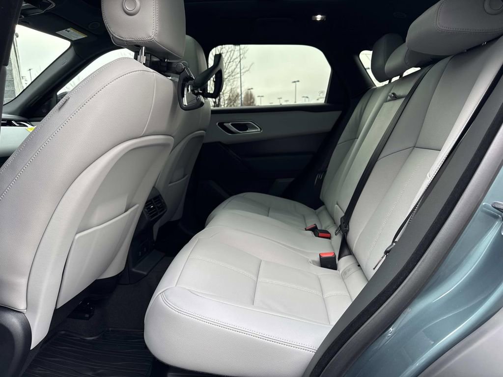 New 2026 Land Rover Range Rover Velar Dynamic SE image 13