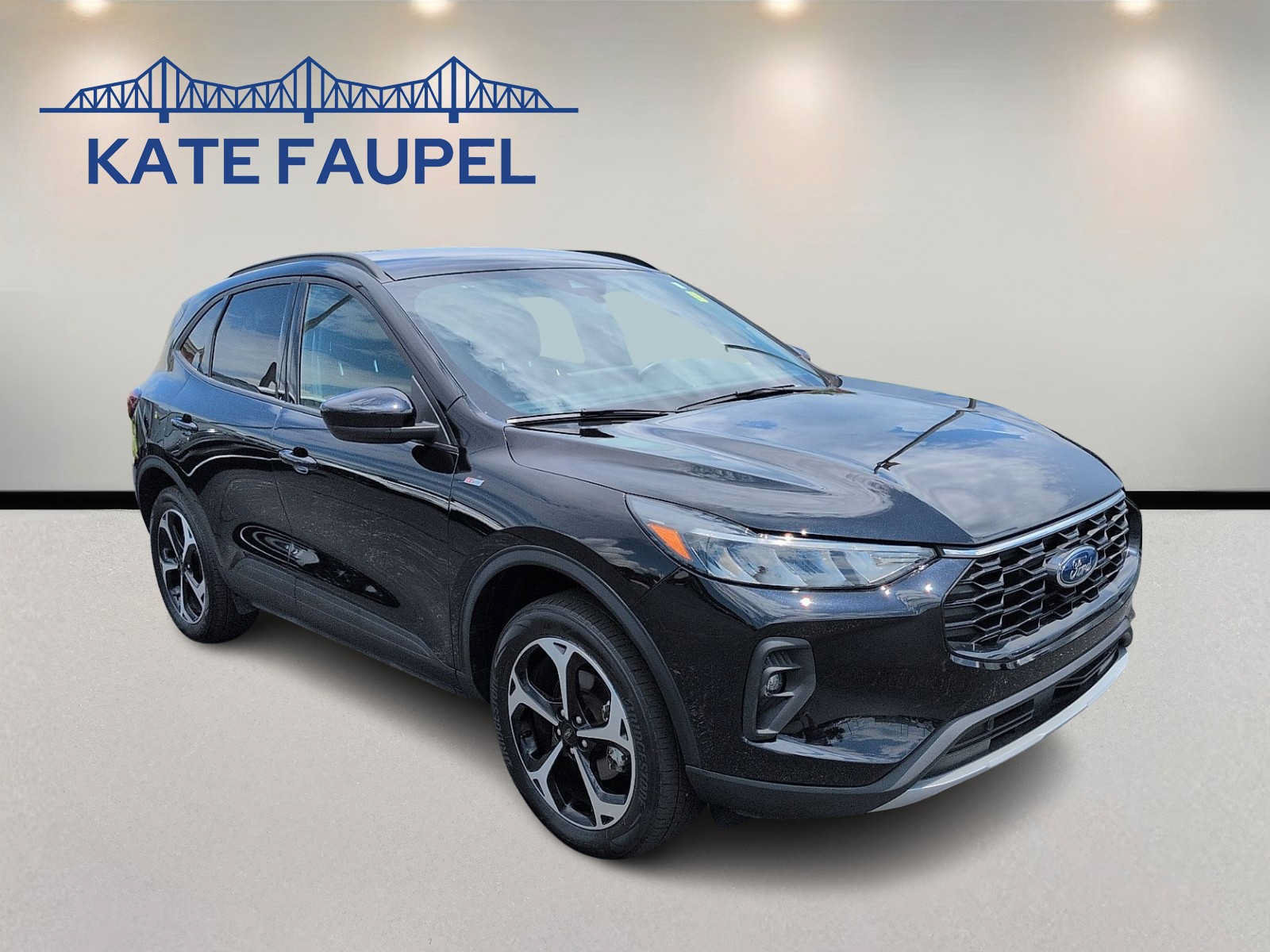 Certified 2025 Ford Escape ST-Line Select w/ Tech Pack #1 AWD/4WD image 1