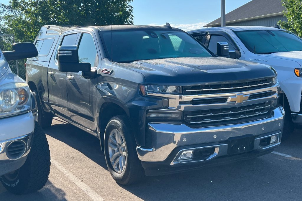 Used 2020 Chevrolet Silverado 1500 LTZ w/ Technology Package image 2