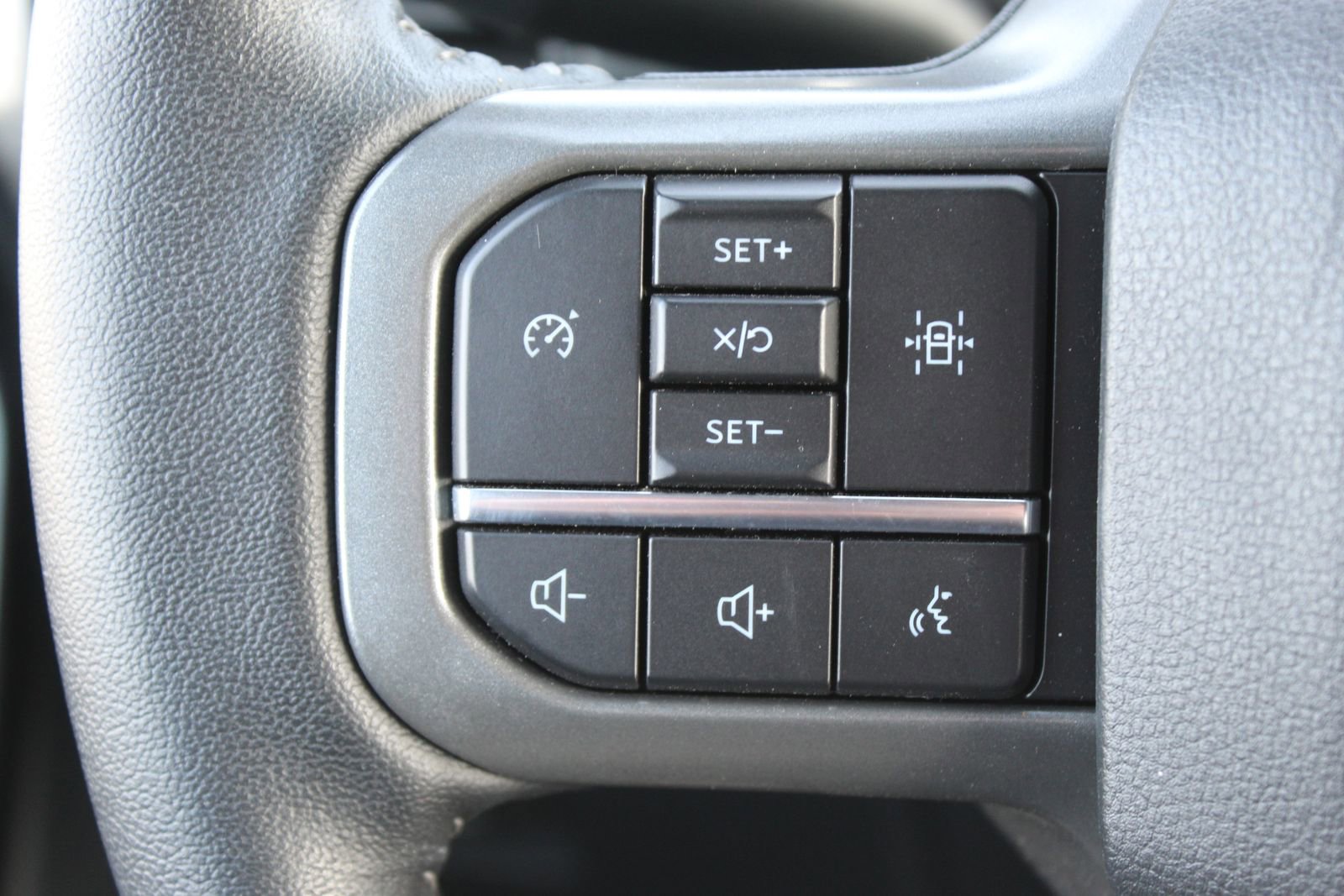 Used 2021 Ford F150 XLT w/ Equipment Group 302A High image 26