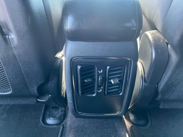 Used 2018 Jeep Grand Cherokee Laredo image 27