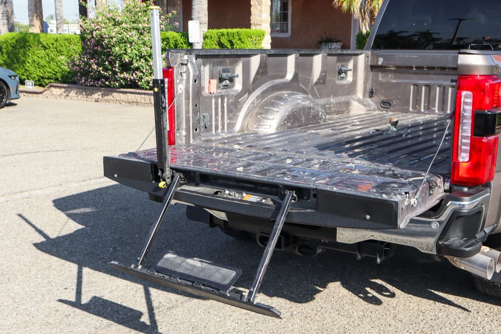 Used 2023 Ford F350 XLT w/ 360-Degree Camera Package AWD/4WD image 9
