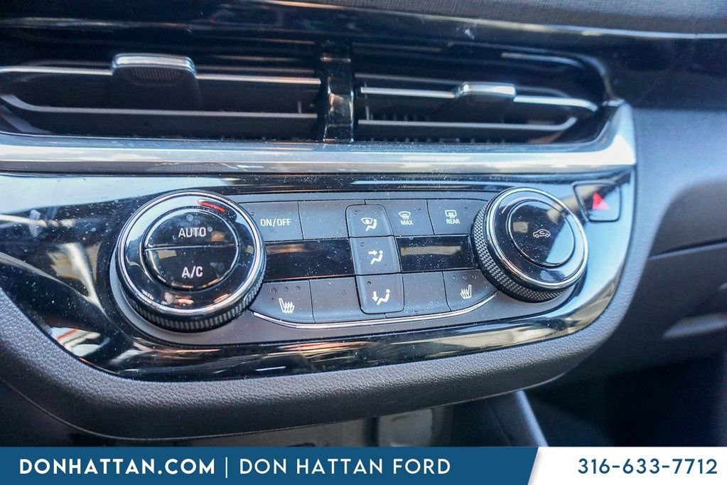 Used 2024 Buick Envista Sport Touring w/ Convenience I Package FWD image 9