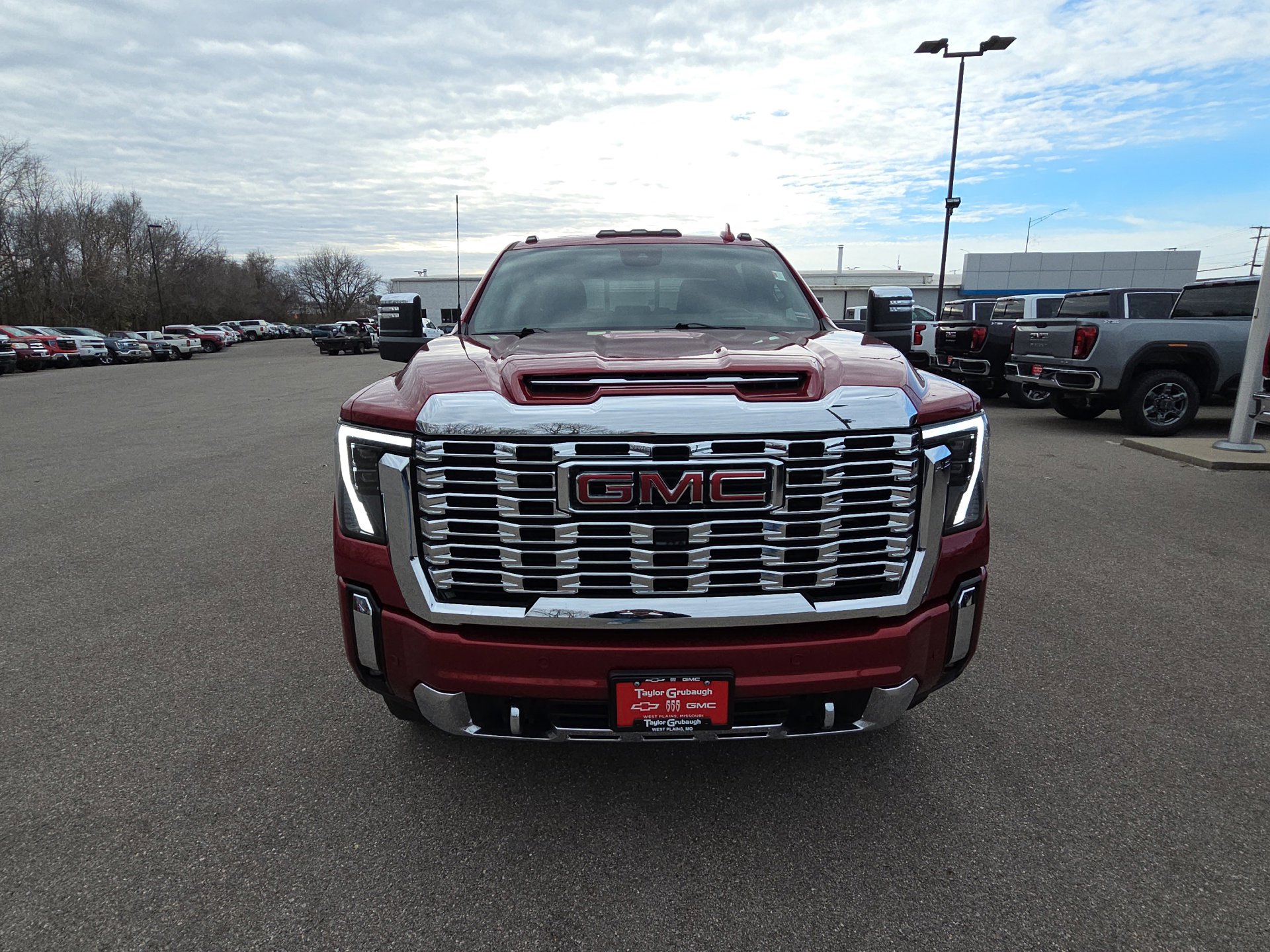Used 2024 GMC Sierra 2500 Denali w/ Denali Reserve Package image 3
