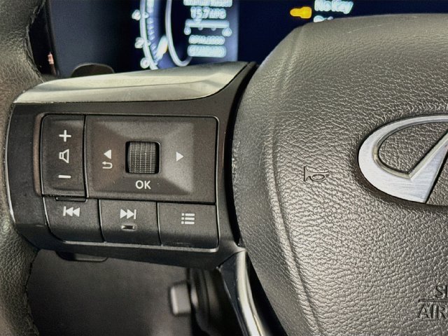 Used 2024 INFINITI QX60 Luxe FWD image 11