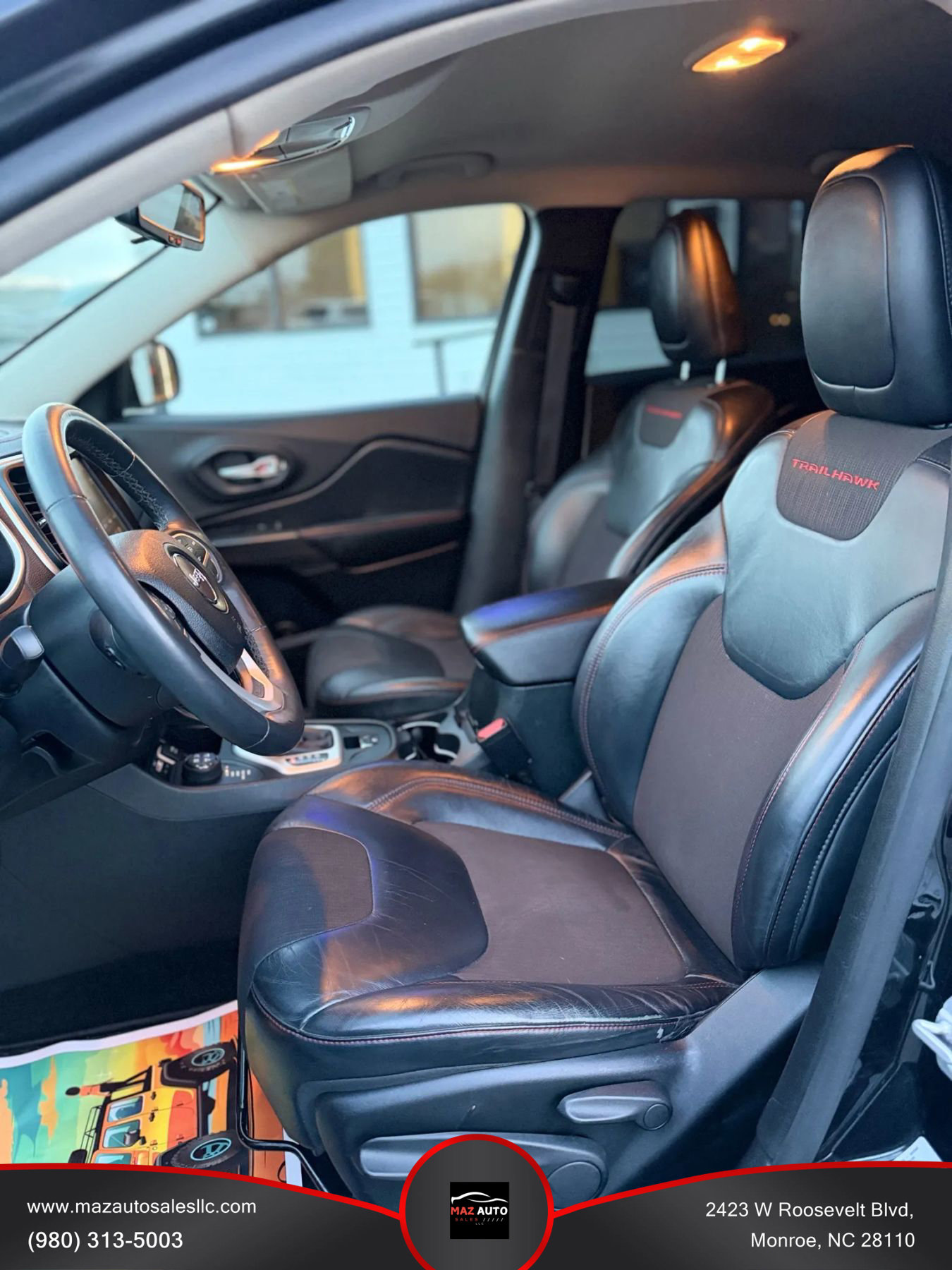 Used 2015 Jeep Cherokee Trailhawk w/ Trailer Tow Group image 11