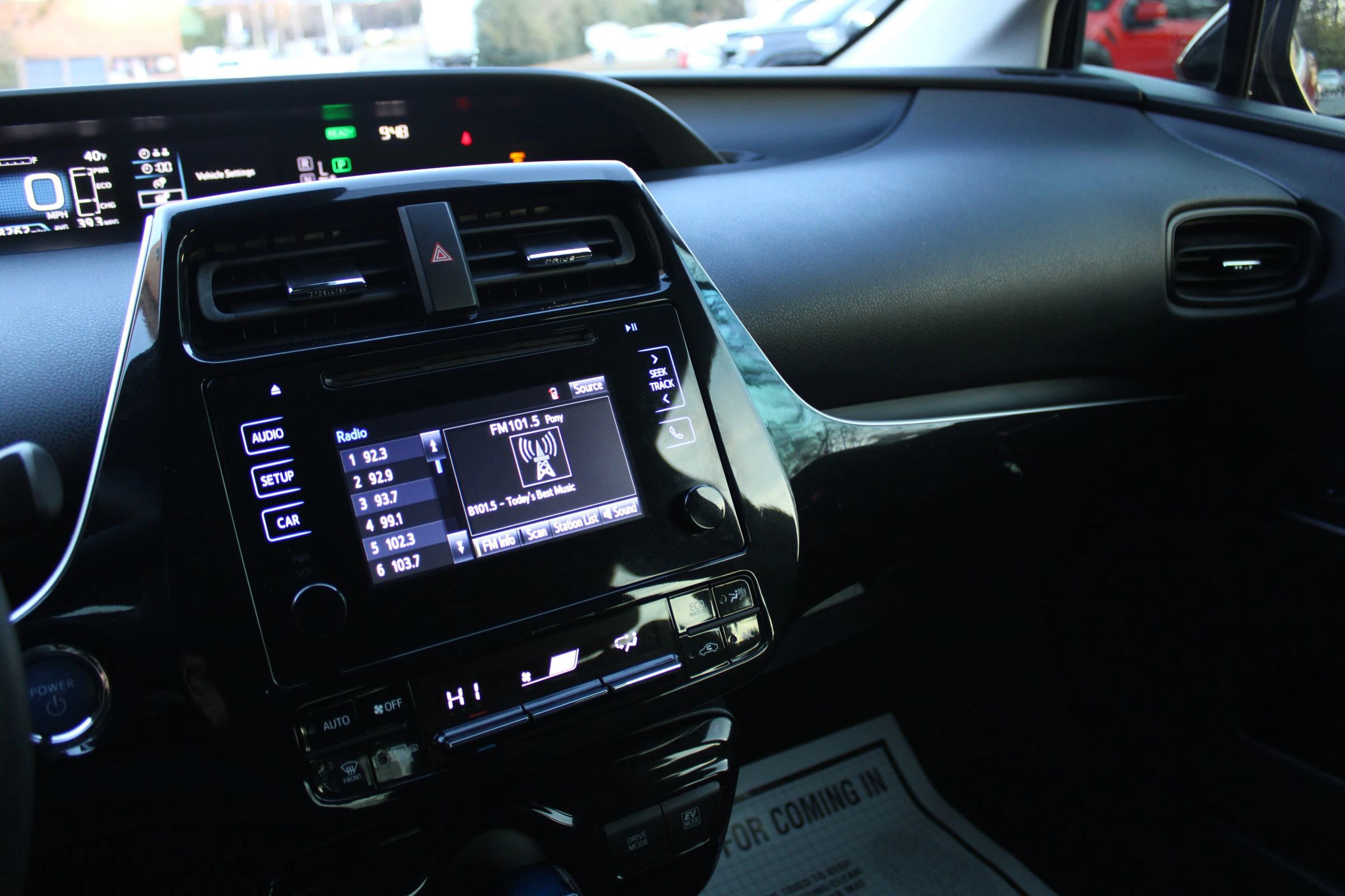 Used 2017 Toyota Prius Two image 11