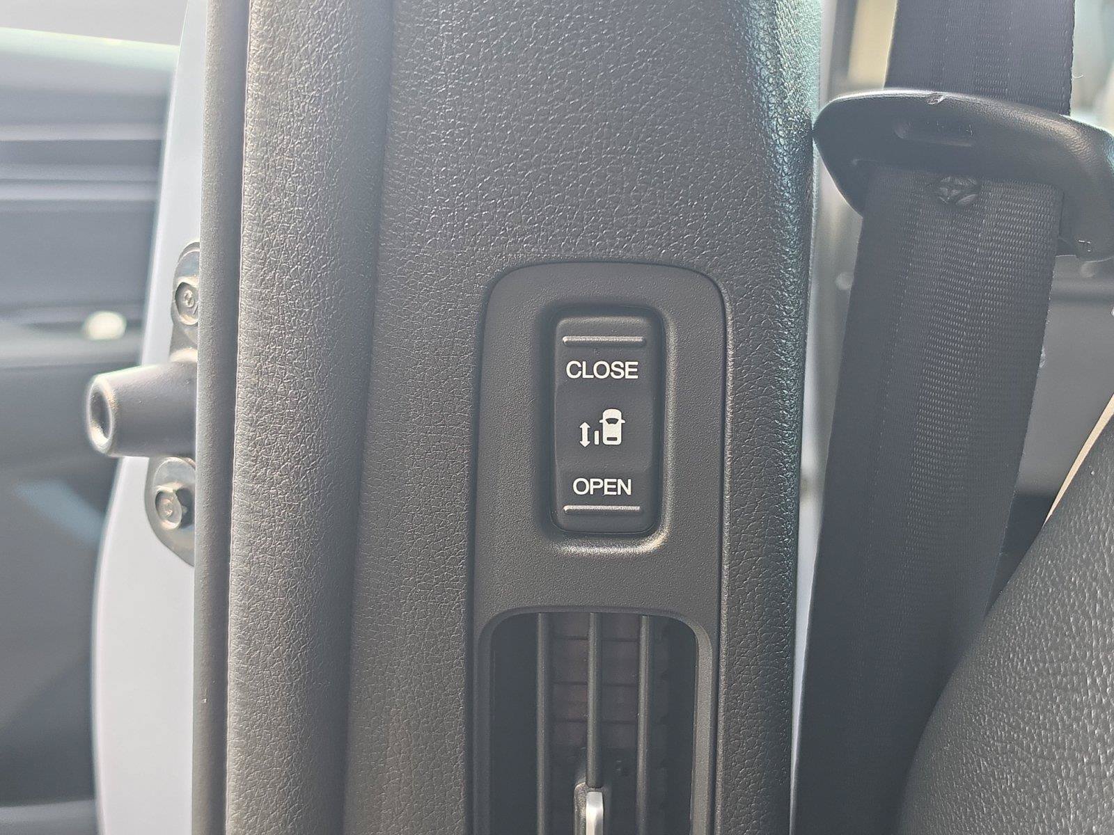 Used 2026 Honda Odyssey Elite image 17