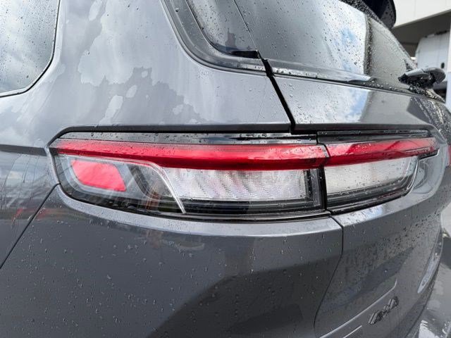 Used 2022 Jeep Grand Cherokee L Laredo image 15