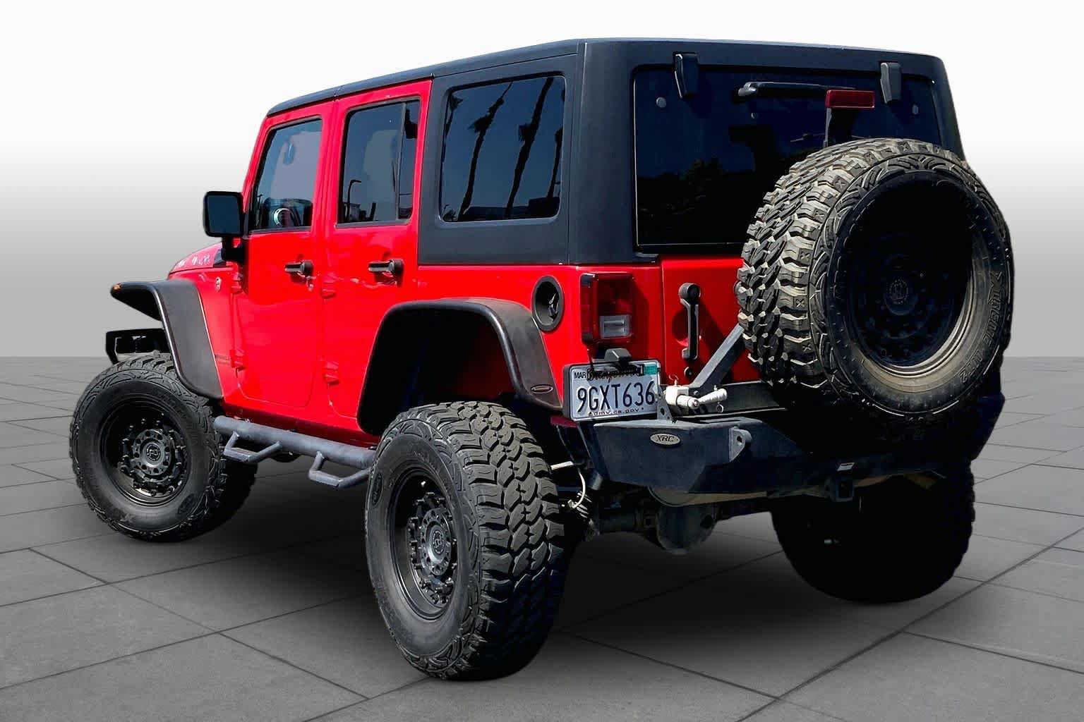 Used 2017 Jeep Wrangler Unlimited Rubicon AWD/4WD image 10