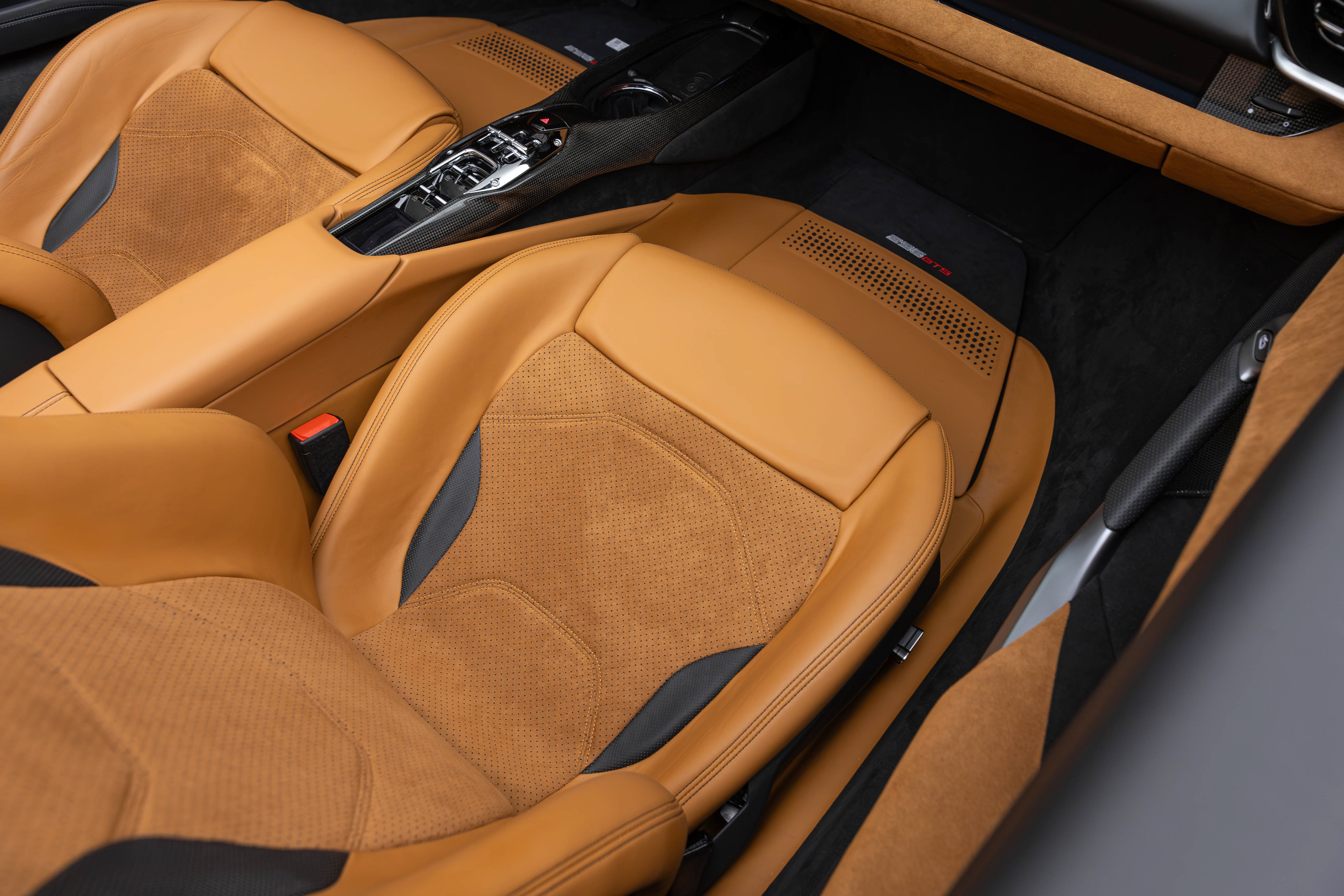 Certified 2025 Ferrari 296 GTS RWD image 43