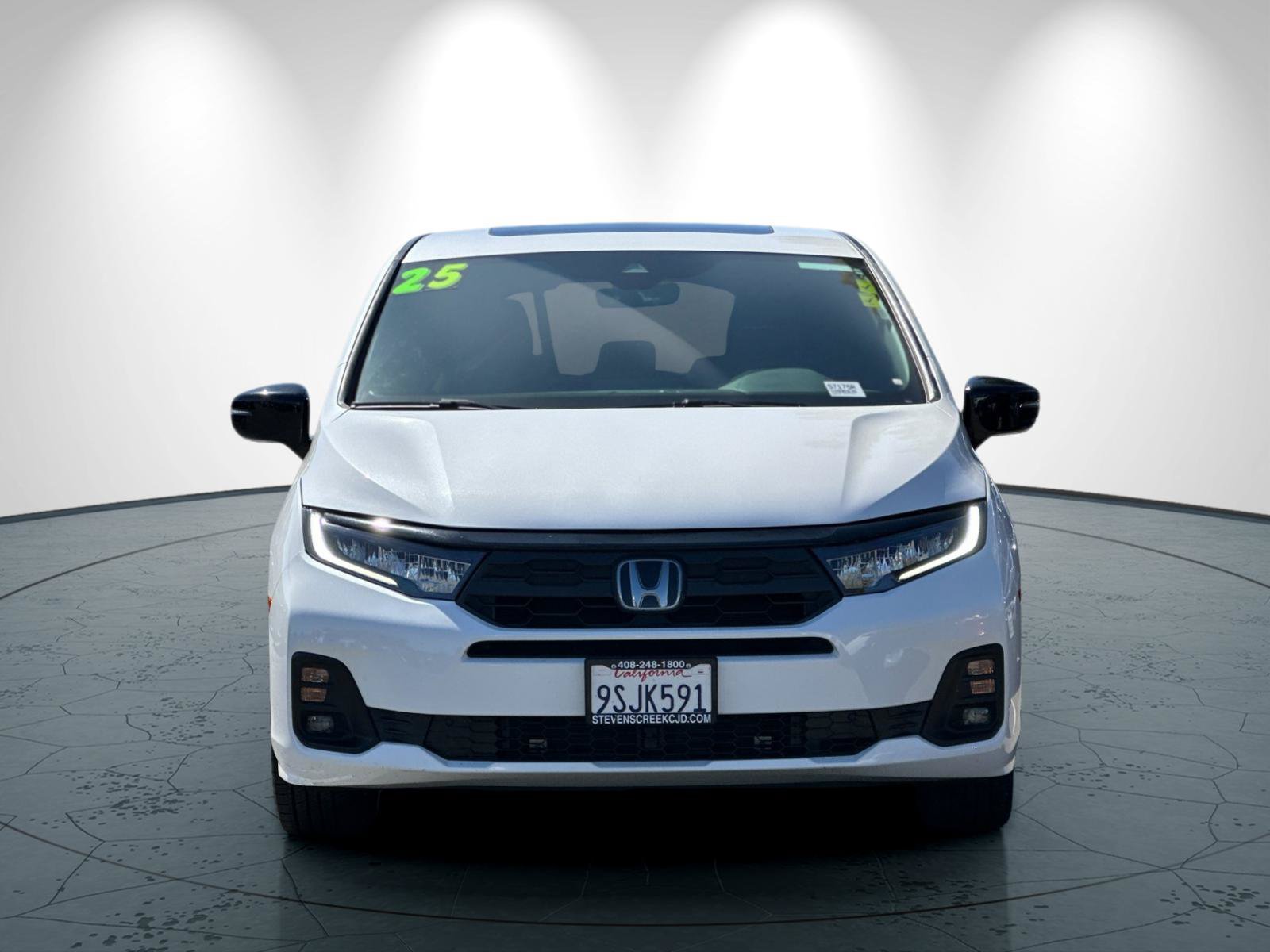 Used 2025 Honda Odyssey Sport-L image 9