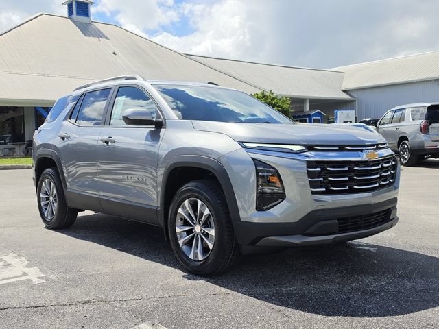 New 2027 Chevrolet Equinox LT w/ Convenience Package II FWD image 2