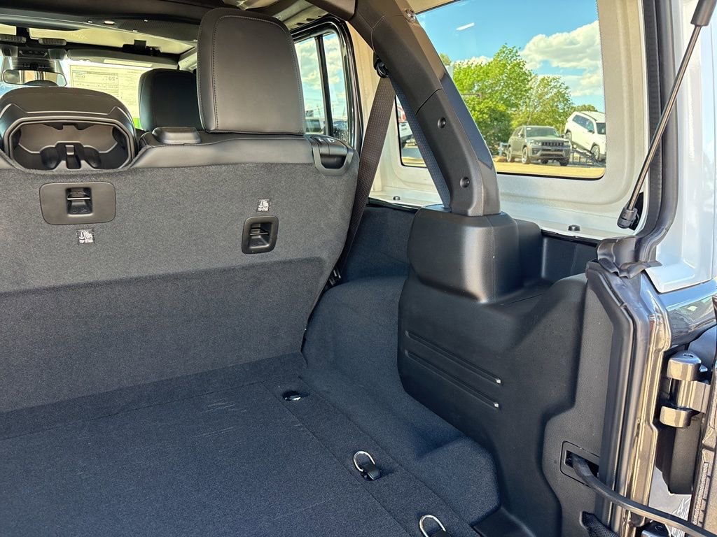 New 2026 Jeep Wrangler Unlimited Rubicon AWD/4WD image 48