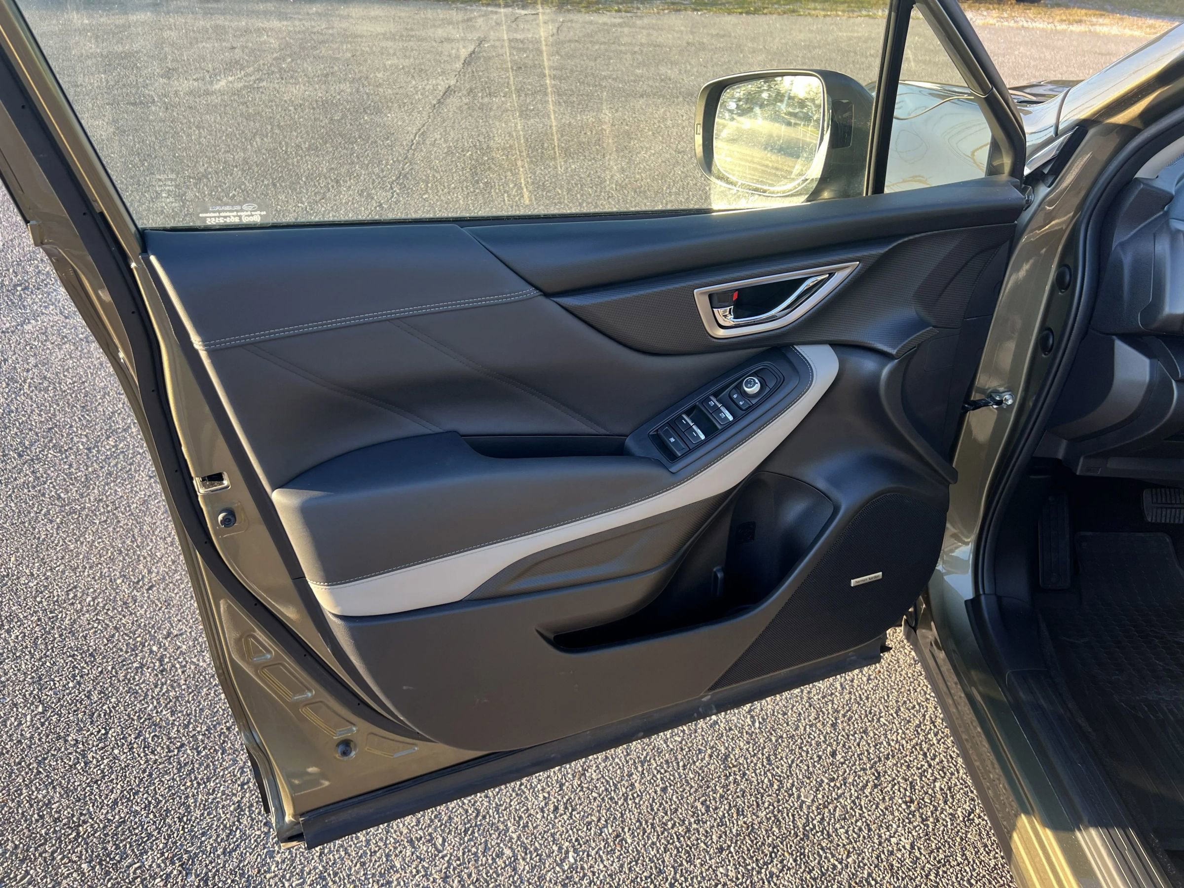 Used 2024 Subaru Forester Limited image 16