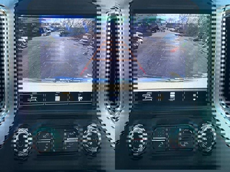 Used 2020 GMC Sierra 1500 Elevation w/ Elevation Value Package image 21