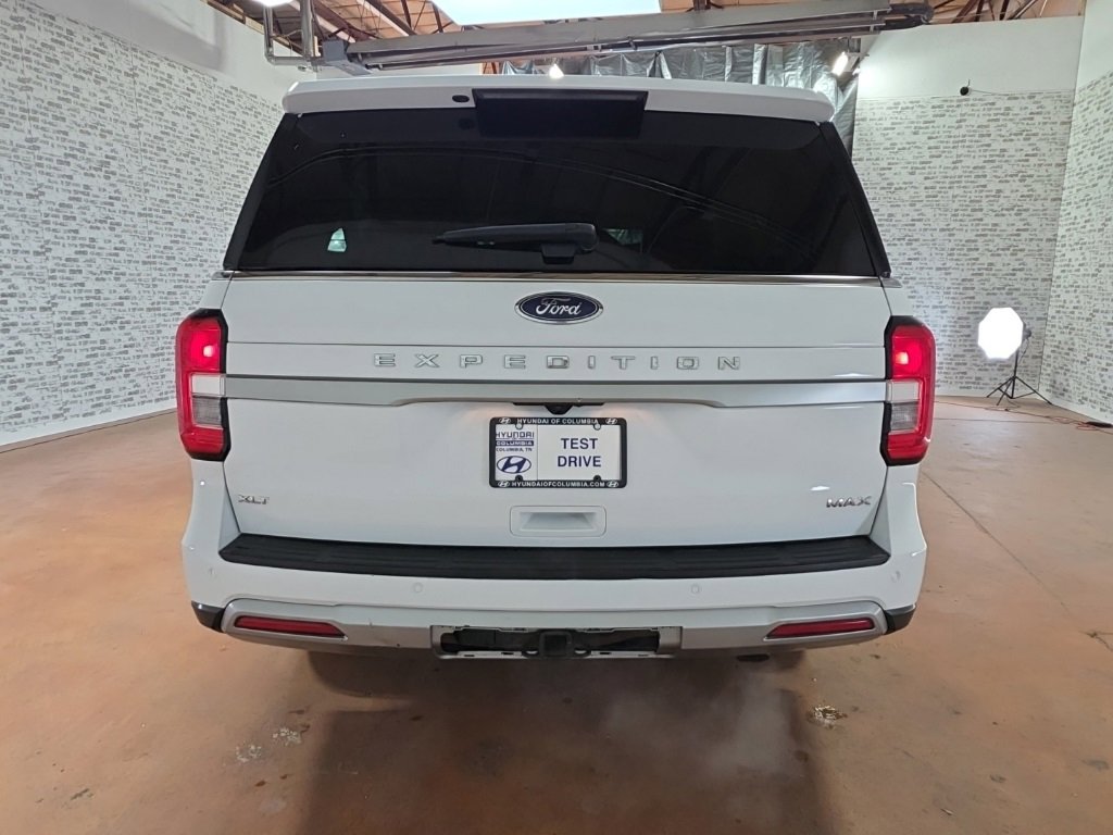 Used 2023 Ford Expedition Max XLT image 5