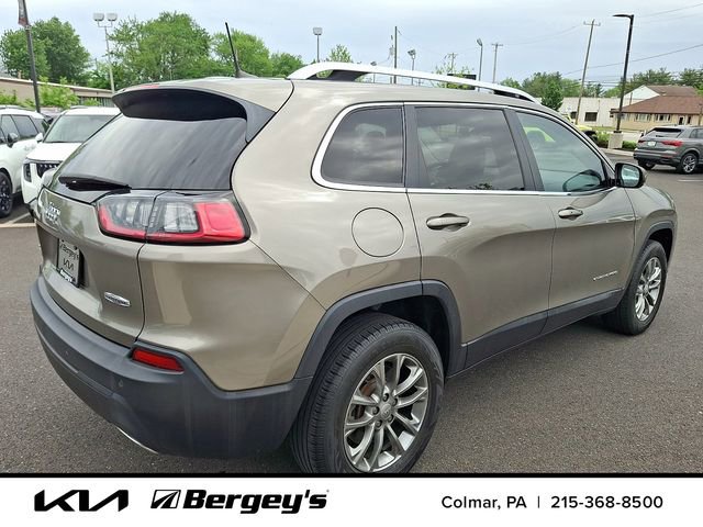 Used 2019 Jeep Cherokee Latitude Plus w/ Cold Weather Group AWD/4WD image 5