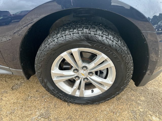 Used 2017 Chevrolet Equinox LT w/ Convenience Package AWD/4WD image 48