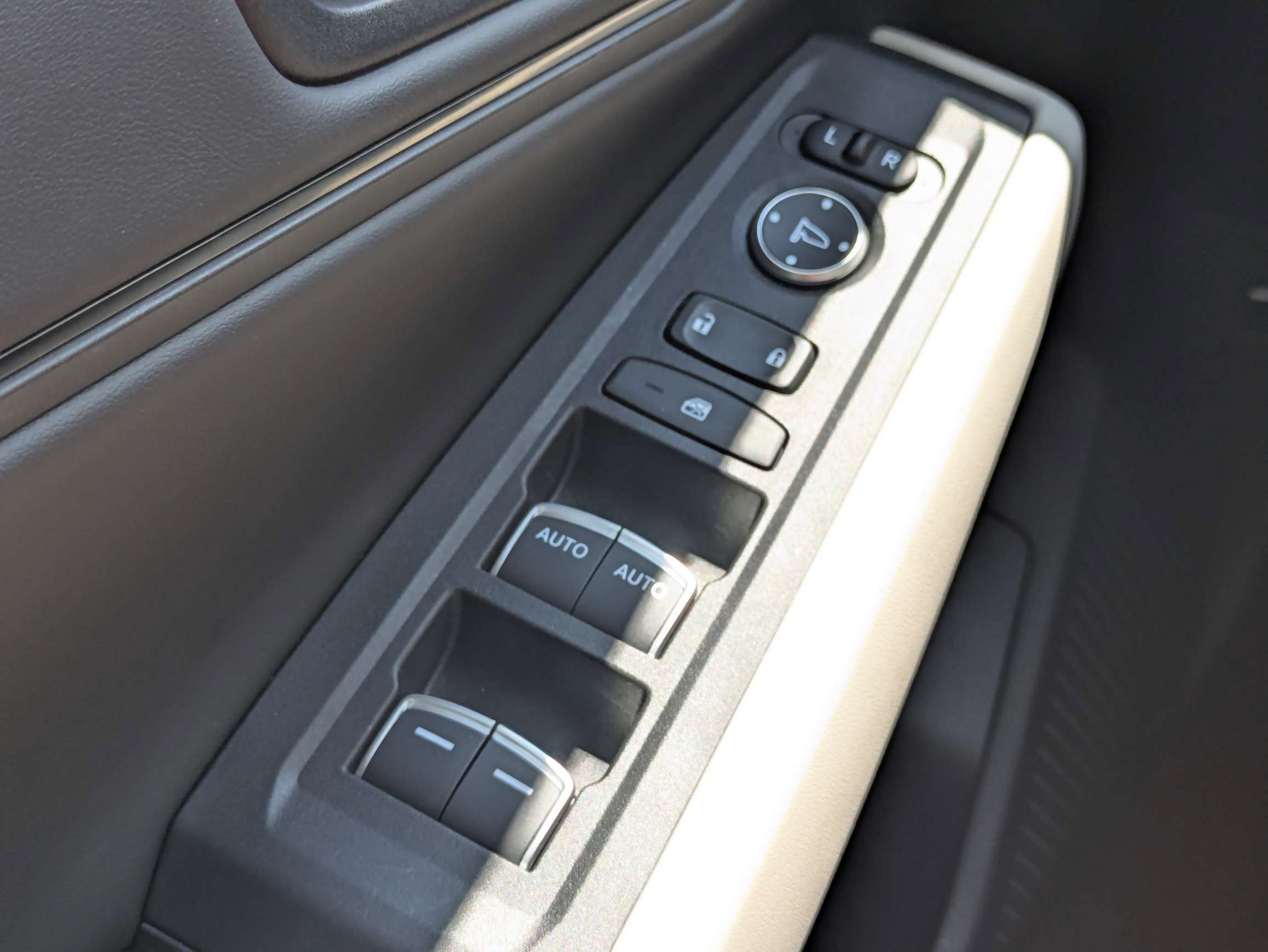 Certified 2024 Honda Accord EX image 30