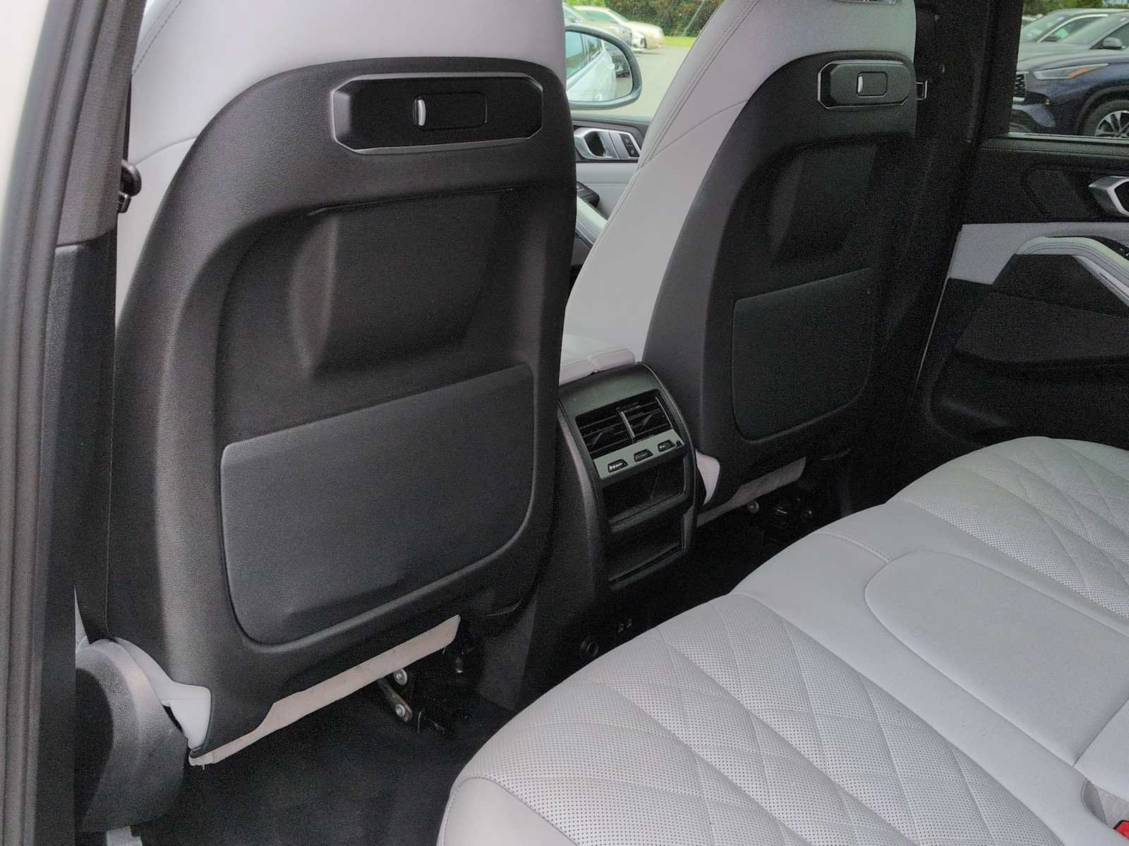 Certified 2024 BMW X5 xDrive40i w/ Executive Package AWD/4WD image 19
