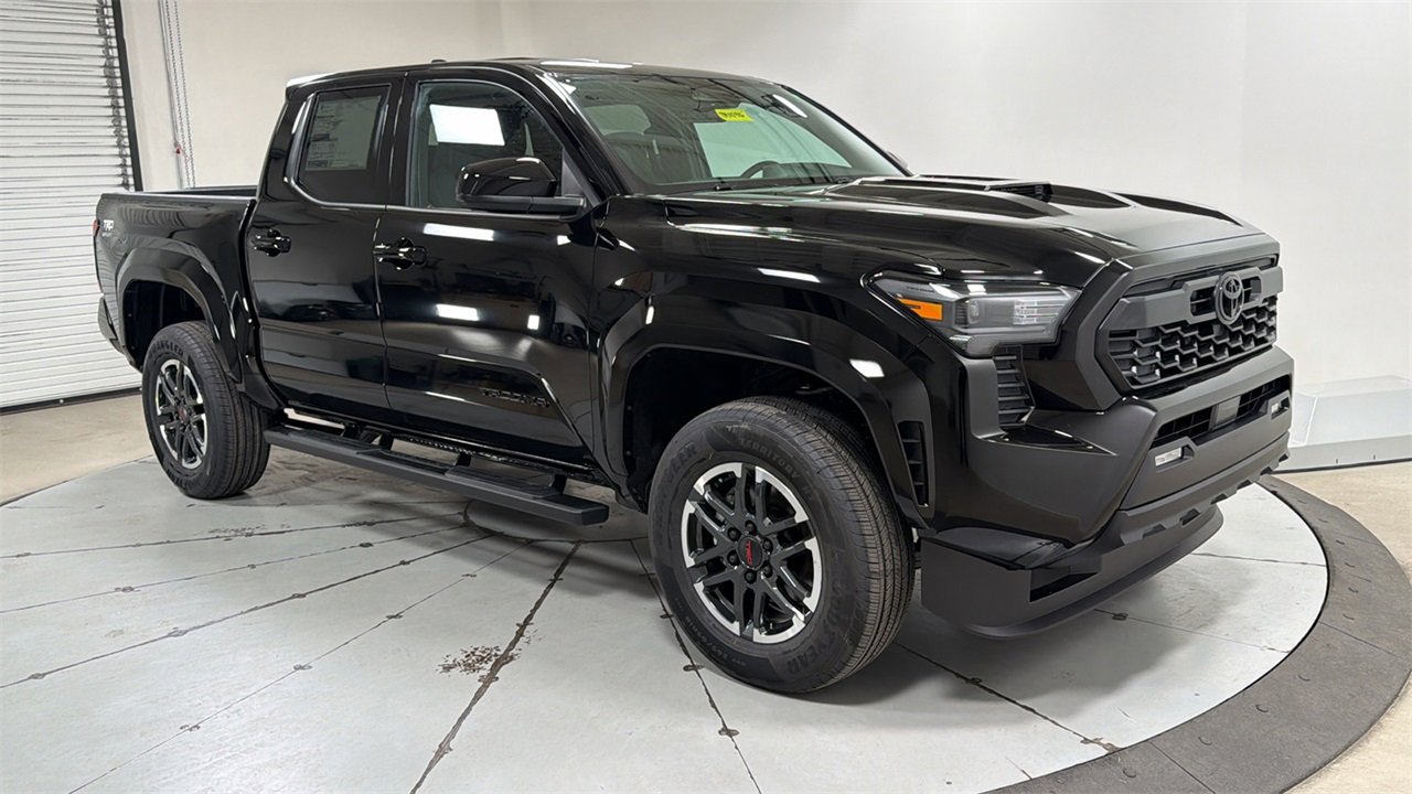 New 2026 Toyota Tacoma TRD Sport image 3