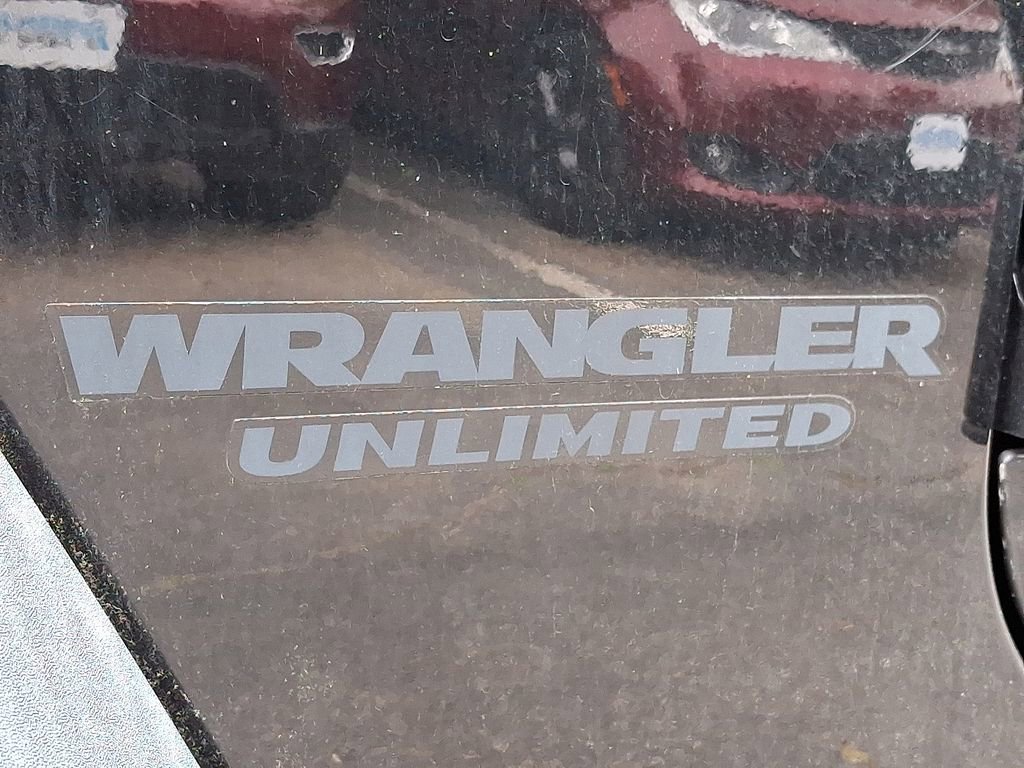 Certified 2017 Jeep Wrangler Unlimited Sport AWD/4WD image 19