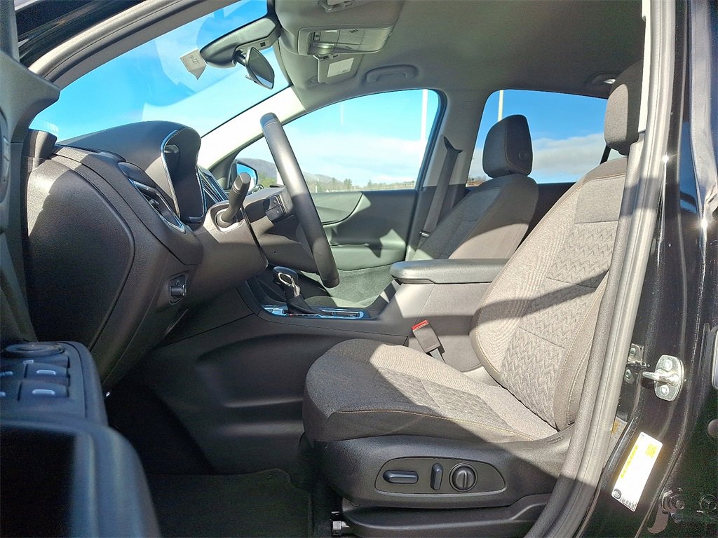 Used 2024 Chevrolet Equinox LT image 13