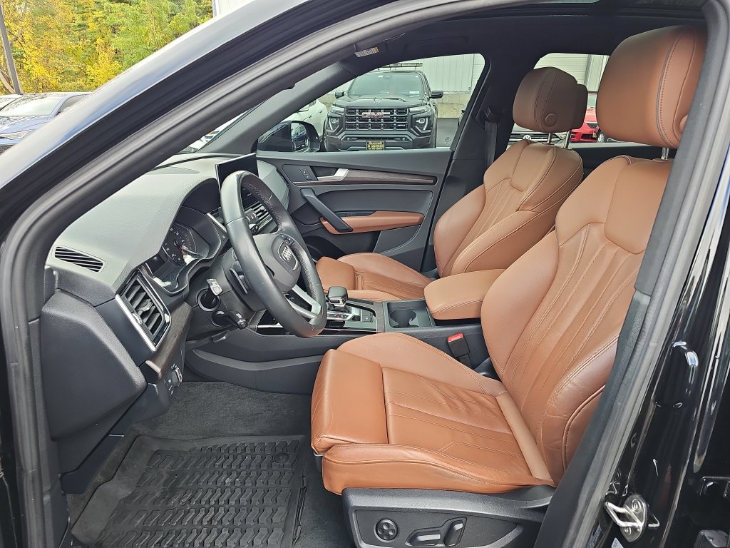 Used 2024 Audi Q5 2.0T Premium w/ Convenience Package AWD/4WD image 10